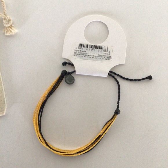 PURA VIDA MULTI STRAND BRACELET NWT - Picture 4 of 4